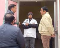 सहारनपुर में रेन बसेरे बंद, बेसहारा लोग भीषण ठंड में रात बिताने को मजबूर