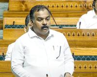 शीतकालीन सत्र के पहले दिन कांग्रेस सांसद ने लोकसभा में दिया स्थगन प्रस्ताव, एसआईआर प्रक्रिया रोकने की मांग