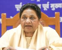 गरीबी-बेरोजगारी से मुक्ति का रास्ता संविधान से ही: मायावती