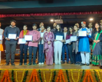 ग्रेटर नोएडा में विकसित भारत युवा संसद 2025-26 का जिला स्तरीय आयोजन, युवाओं ने लोकतंत्र पर व्यक्त किए विचार