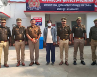 जेवर पुलिस ने जमीन के फर्जीवाड़े में 50 हजार रुपये के इनामी आरोपी को किया गिरफ्तार