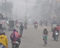 शामली में कोहरा और कड़ाके की ठंड से आम जनजीवन प्रभावित