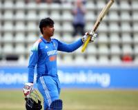 अंडर-19 एशिया कप: 14 वर्षीय वैभव सूर्यवंशी का तूफान—95 गेंदों में 171 रन, भारत ने बनाए 433 रन