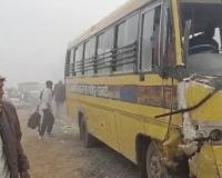 घने कोहरे ने बढ़ाई मुश्किलें, सीकर में स्कूल बस–एंबुलेंस की टक्कर, चालक की मौत