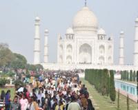 क्रिसमस से नव वर्ष तक ताज पर उमड़ेगा सैलानियों का हुजूम, की जाएंगी अतिरिक्त व्यवस्थाएं