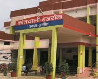 अमरोहा में पत्नी को सड़क हादसे में मरवाने की धमकी! बिना तलाक दूसरी शादी करने वाला पति तीन साथियों संग मुकदमे में घिरा