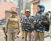 संभल में कड़ी सुरक्षा के बीच हुई कब्रिस्तान की पैमाइश, भूमि पर अवैध रूप से बने मिले 22 मकान और दुकान