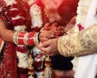 उन्नाव में शादी बना तमाशा! वरमाला के बाद दुल्हन प्रेमी संग फरार!