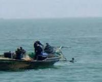 बंगाल की खाड़ी में डूबा ट्रॉलर, भारतीय जलक्षेत्र में बांग्लादेशी नौसेना की जहाज ने मारी टक्कर.. पांच मछुआरे लापता