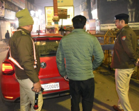 मेरठ में नववर्ष पर सुरक्षा का अभेद्य घेरा: एसपी सिटी ने संभाली कमान, 31 वाहन सीज, 340 के चालान