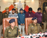 मेरठ में कार में तोड़फोड़ और मारपीट के चार आरोपियों को पुलिस ने किया गिरफ्तार, वीडियो वायरल