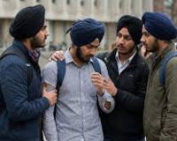 मेरठ में स्कूल में सिख छात्र से मारपीट और पगड़ी उतारने का मामला, समाज में आक्रोश