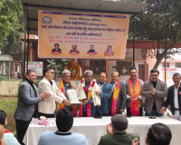 मेरठ: डॉ. विभु साहनी को फार्मेसी प्रिंसिपल/टीचर ऑफ द ईयर अवार्ड 2025