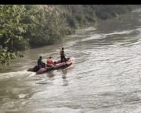 मुज़फ्फरनगर में गंगनहर में डूबे युवक और वृद्धा की तलाश तेज, परिजनों का भोपा पुल पर डेरा, सर्च अभियान जारी