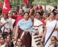 उत्तर प्रदेश : मानदेय को लेकर आशा बहुओं ने भरी हुंकार..मांग पूरी करे सरकार 