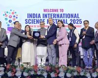 हरियाणा के राज्यपाल ने एमिटी विवि. पंजाब को ‘जूरी स्पेशल मेंशन अवॉर्ड’ से किया सम्मानित