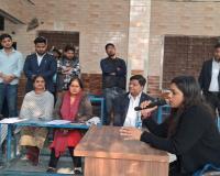 नोएडा में बीएलओ-बीएलए की बैठक, मतदाता सूची के विशेष पुनरीक्षण अभियान को गति