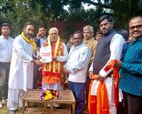 बिहार: मां जानकी धाम के संस्थापक राजेश गुरनानी ने ली भाजपा की सदस्यता