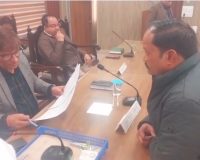 नगरपालिका शामली की सड़क में घालमेल: जांच से नाखुश सभासद ने कलेक्ट्रेट पहुंचकर की शिकायत