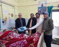 मुजफ्फरनगर में मुस्लिम राष्ट्रीय मंच के 24वें स्थापना दिवस पर उमड़ी 'सेवा की लहर'; मरीजों को बांटे कंबल और दवाइयां