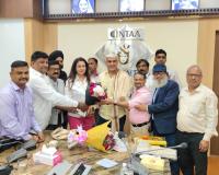 पूनम ढिल्लों ने लॉन्च किया जर्नलिस्ट्स मीडिया एंड एसोसिएशन का कैलेंडर; बोलीं- 'मीडिया है कलाकारों की समस्याओं का समाधान'