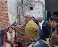 मुजफ्फरनगर: सांसद हरेंद्र मलिक पहुंचे सोनू कश्यप के घर, परिवार को दिलाया न्याय का भरोसा