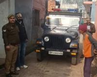 चरथावल पुलिस का कड़ा एक्शन: हिस्ट्रीशीटर अक्षय बिरालसी 'जिला बदर'; ढोल-नगाड़ों के साथ मुनादी कराकर शामली बॉर्डर पर छोड़ा