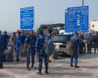 चंद्रशेखर आजाद ने बैरिकेड तोड़ी, बाइक से पहुँचे कपसाड़ 