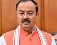 यूपी के डिप्टी सीएम की गाड़ी हादसे का शिकार! बरेली–लखनऊ हाईवे पर गाय से टकराया काफिला