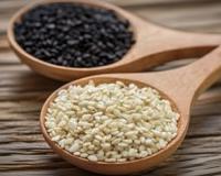 माघ माह में बढ़ जाता है तिल का महत्व, यहां समझें धर्म और आयुर्वेद का गणित 