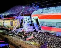 स्पेन में हाई-स्पीड ट्रेनों की टक्कर, 21 की मौत, 30 की हालत गंभीर 