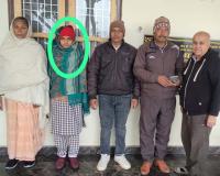 शामली: रेलवे पुलिस और आश्रम की मदद से गुम महिला को घर लाया गया