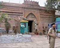 बसंत पंचमी पर पूजा और जुमे की नमाज पुलिस के लिए चुनौती..8 हजार से ज्यादा जवान तैनात, ड्रोन से होगी निगरानी