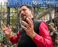 दिल्ली विधानसभा में भारी हंगामा: निलंबित AAP विधायकों को परिसर में घुसने से रोका