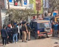 एटा में एक ही परिवार के चार लोगों की बेरहमी से हत्या, मचा हड़कंप