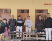 हाथरस में एईआरओ ने किया बूथों का निरीक्षण