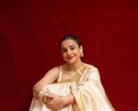 पोंगल 2026: सफ़ेद साड़ी में विद्या बालन से लेकर जान्हवी कपूर तक, बॉलीवुड डीवाज़ का ट्रेडिशनल चार्म