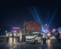 मुज़फ्फरनगर हाईवे पर भीषण हादसा: ईंटों से भरी ट्रैक्टर-ट्राली में घुसी कार; दिल्ली के युवक की मौत, दो साथी गंभीर