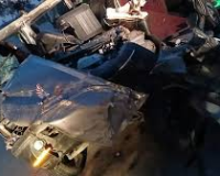 बुलंदशहर में भीषण सड़क हादसे में मेरठ के डॉक्टर सहित तीन की मौत, अनियंत्रित कार ट्रक से टकराई 