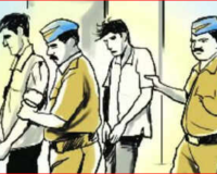 नोएडा: रोडरेज हत्या के मामले में दो बदमाश गिरफ्तार, अवैध हथियार बरामद