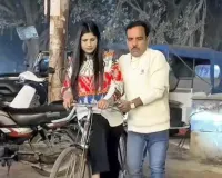 मेरठ में  '10 रुपये का बिस्कुट' वाला  शादाब जकाती फिर विवाद ने, खुर्शीद ने फिर लगाए-बीवी कब्जाने के आरोप 