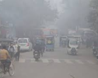 मेरठ और पश्चिमी यूपी में बर्फीली हवाओं और शीतलहर का कहर, राहत की उम्मीद कम