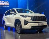 Toyota की दिसंबर 2025 में रिकॉर्ड बिक्री, Innova Hycross नंबर वन, Hyryder और Glanza ने मचाया धमाल