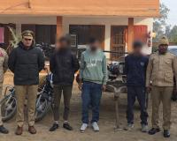 पुरकाजी पुलिस की बड़ी सफलता: तीन शातिर वाहन चोर गिरफ्तार, चार मोटरसाइकिल व एक बुग्गी बरामद