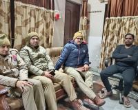 मुजफ्फरनगर में सोनू कश्यप हत्याकांड को लेकर मोहन प्रजापति नजरबंद, सरकार पर लगाए गंभीर आरोप