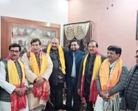 वरिष्ठ भाजपा पुनीत वशिष्ठ के आवास पर पहुंचे पूर्व केंद्रीय मंत्री डॉ. महेश शर्मा, भाजपा कार्यकर्ताओं ने किया भव्य स्वागत