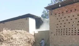 मुजफ्फरनगर में GRAP-3 लागू , प्रशासन सख्त, प्रदूषण फैलाने वाले बिल्डिंग मटेरियल और कोल्हू उद्योगों को नोटिस जारी