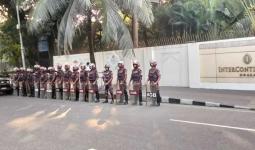 बांग्लादेश में हिंसा, उपद्रवियों ने वाहन फूंके, ढाका और आसपास के जिलों में बीजीबी की 14 प्लाटून तैनात