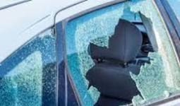 लखनऊ में जज की कार पर हमला, बदमाशों ने शीशा तोड़ा और परिवार से की अभद्रता