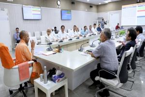 मुख्यमंत्री योगी ने अयोध्या महायोजना 2031 की समीक्षा की, कहा- अयोध्या बने विश्व की आध्यात्मिक राजधानी